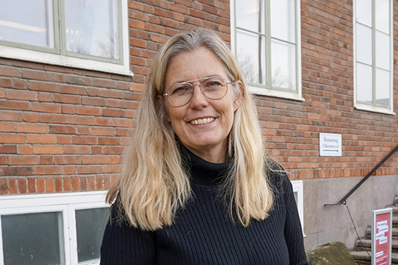 Genom att visa sambandet mellan tandlossning och hj&auml;rt- k&auml;rlsjukdomar hoppas Viveca Wallin Bengtsson kunna &ouml;ppna fler d&ouml;rrar mellan tandv&aring;rd och sjukv&aring;rd.