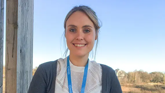 Sanne Bergman HKR-studenten Sanne Bergman var inbjuden för att berätta om sitt examensarbete om uttrar.