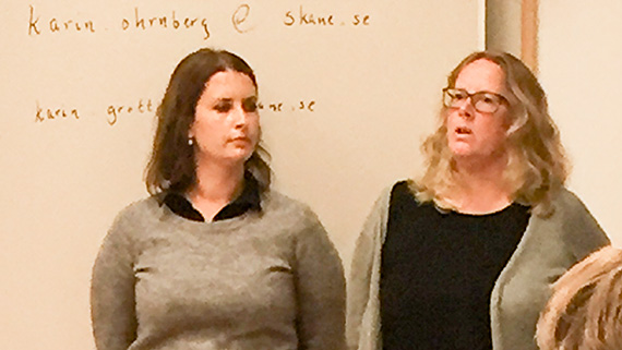 I h&ouml;stas h&ouml;ll de nyblivna distriktssk&ouml;terskorna Catherine Moberg och Anna-Eva Andersen en f&ouml;rel&auml;sning f&ouml;r sjuksk&ouml;terskehandledare, d&auml;r de ber&auml;ttade om hbtq-f&ouml;r&auml;ldrarnas erfarenheter av BVC.