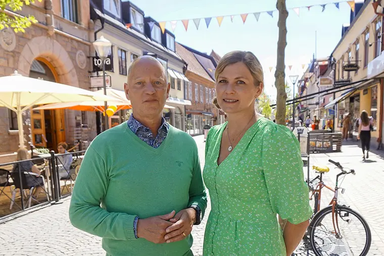 Per Siljeklint och Lisa K&auml;llstr&ouml;m.