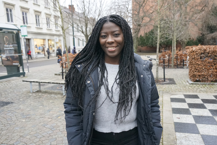 Nicole läser till ämneslärare i åk 7–9.