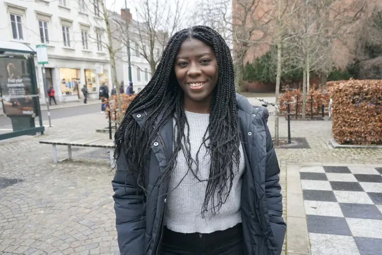 Nicole läser till ämneslärare i åk 7–9.