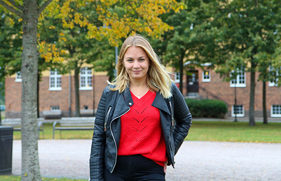 Emelie M&aring;rtensson.