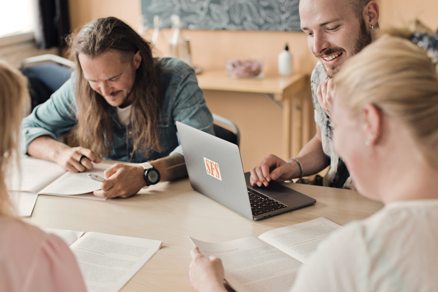 Sveriges förenade studentkårer.