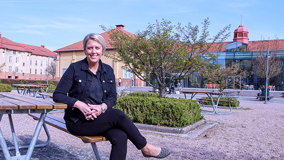 F&ouml;rst&aring;r man inte naturvetenskapen s&aring; kan det vara sv&aring;rt att f&ouml;rst&aring; sin omv&auml;rld, menar Lina Hellberg.