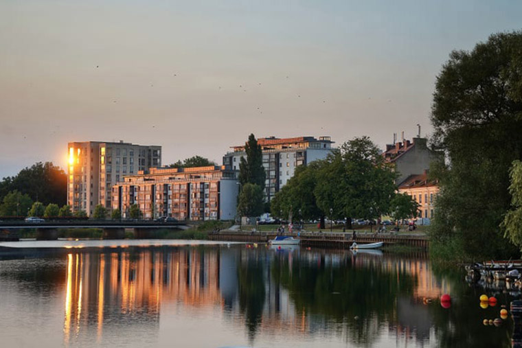 Kristianstad i solnedgång.