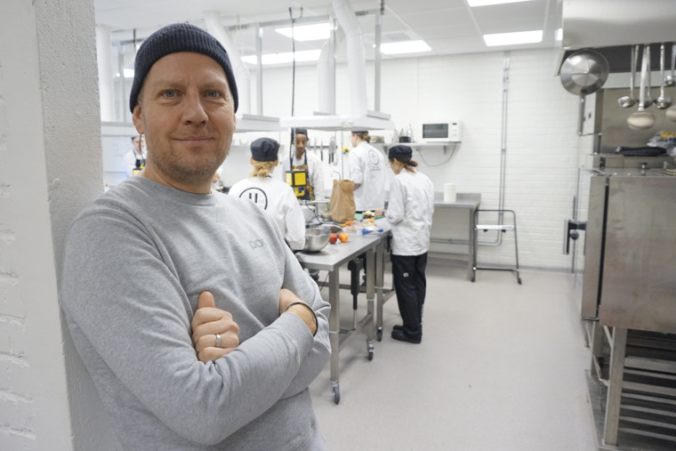 Jerker läser till yrkeslärare.