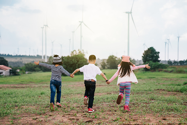 Barn som springer inf&ouml;r OMEP