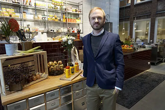 Henrik Strömqvist, alumn från Högskolan Kristianstad Henrik Strömqvist, alumn från Högskolan Kristianstad