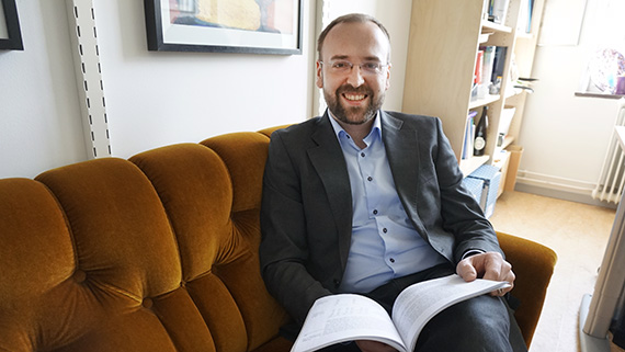 Timurs Umans, biträdande professor i bolagsstyrning vid Högskolan Kristianstad.