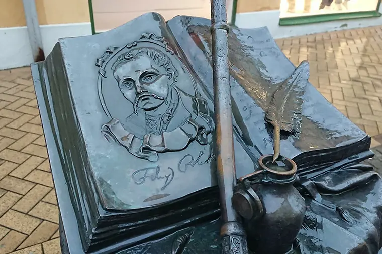 Monumentet av Filip Orlik.