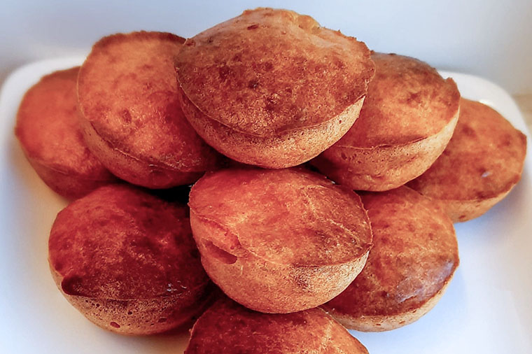 Salta muffins p&aring; fat.