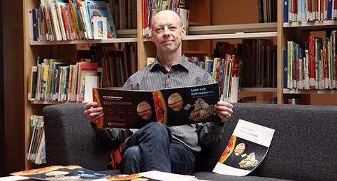 Ingemar Jönsson med Leia och björndjuren. Foto: Emelie Johnsson