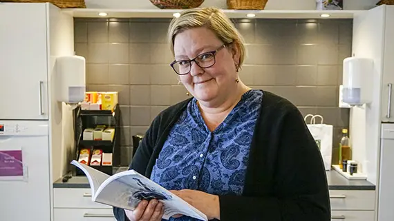 I HK-Sverige &auml;r detta stort, konstaterar Karin H&ouml;ijer, som &auml;r redakt&ouml;r f&ouml;r den nya boken Didaktik f&ouml;r hem- och konsumentkunskap.