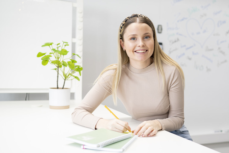 Frida läser till förskollärare