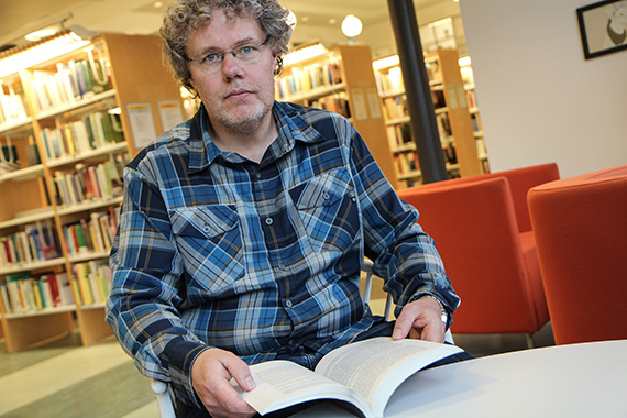 Oscar Andersson, universitetslektor i folkhälsovetenskap vid Högskolan Kristianstad.