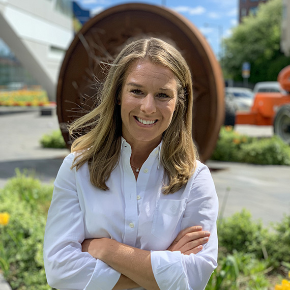 Tove Zander vill arbeta f&ouml;r ett mer j&auml;mst&auml;lld finanssverige d&auml;r m&auml;nniskor, oavsett k&ouml;n, &aring;lder och bakgrund, f&aring;r kunskap om pengar och sparande. Grunden till hennes egen privatekonomi lades under studie&aring;ren i Kristianstad.