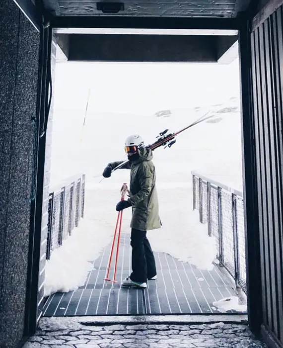 Kort paus i Digital Design-studierna, nu v&auml;ntar n&aring;gra inspirerande &aring;k p&aring; det 1 420 meter h&ouml;ga berget.