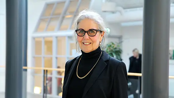 Universitetsadjunkt och doktorand Karin Alm &auml;r ansvarig f&ouml;r implementering av PRME p&aring; H&ouml;gskolan Kristianstad.