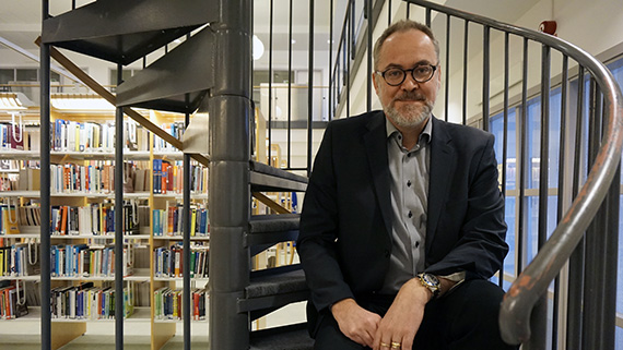 Albert Westergren, professor i omvårdnad vid Högskolan Kristianstad och forskningschef för Forskningsplattformen hälsa i samverkan.
