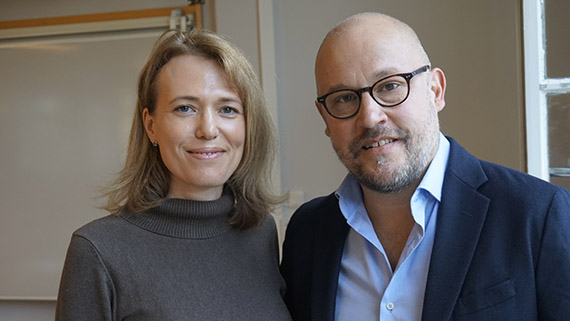 Daniela Argento undervisar om ekonomistyrning vid HKR och välkomnar de nya perspektiv Matti Skoog förmedlar.