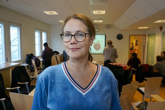 Att f&aring; bukt med s&ouml;mnsv&aring;righeter handlar ofta om att bryta tankem&ouml;nster. Insomni &auml;r kopplad till oro och f&ouml;rv&auml;ntningar som inte &auml;r realistiska, menar kursledare Christina Sandlund.