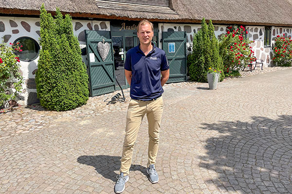 Klubbchef Gustaf Hagen framf&ouml;r Arasl&ouml;v Golf & Resort.