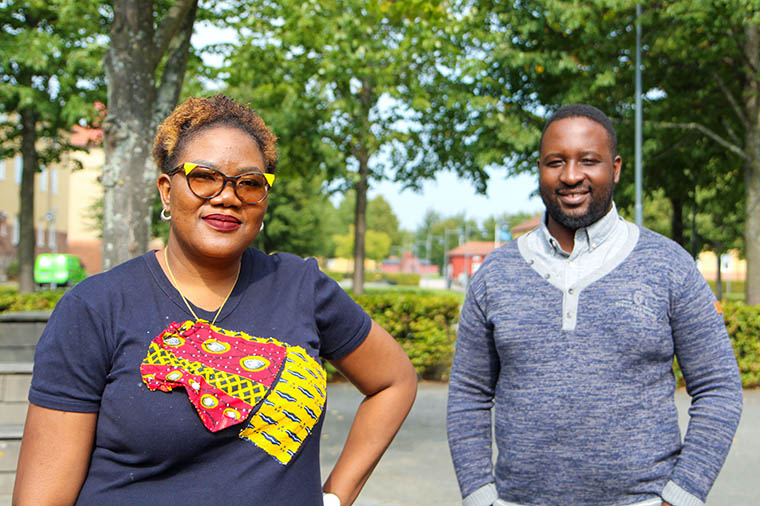 Afrikanska studenterna Omowunmi Ayinde och Elvis Mukogo.