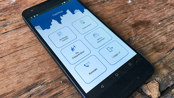 Studenterna kommer att arbeta vidare med sin fastighetsapp under sommaren och s&aring; sm&aring;ningom kommer den att testas och senare lanseras fullt ut.