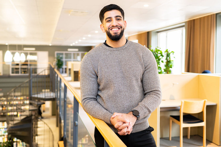 Mohammad läser till ämneslärare