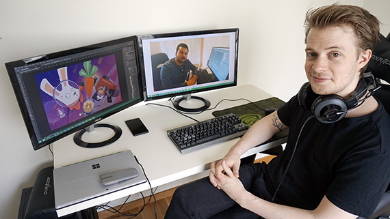 Max Nielsen vill ta mobilspel till en ny nivå. Men har inte tagit fram Space pack: Friend Challenge för att tjäna pengar. 