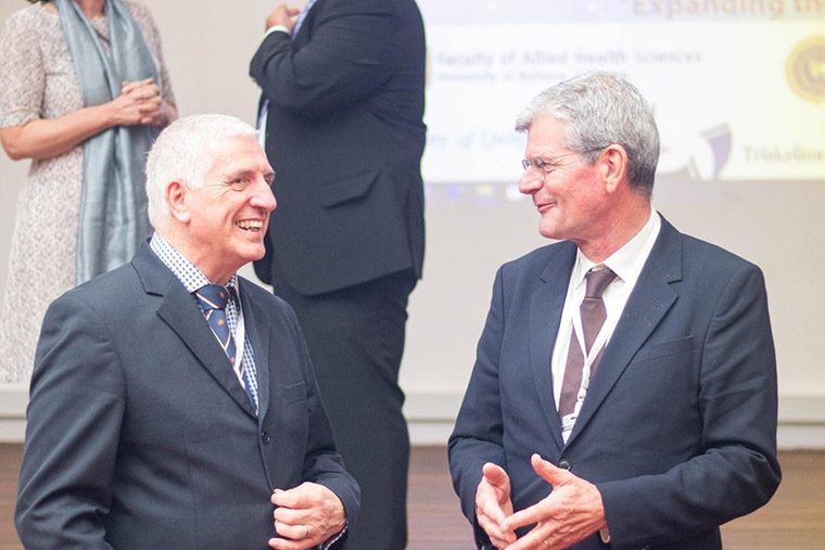 Rektor H&aring;kan Pihl har f&ouml;ljt nEUROcare genom &aring;ren och deltog ocks&aring; vid konferensen i Colombo. &rdquo;Sj&auml;lvklart blir man stolt &ouml;ver att representera h&ouml;gskolan vid s&aring;dana tillf&auml;llen&rdquo;, s&auml;ger han.