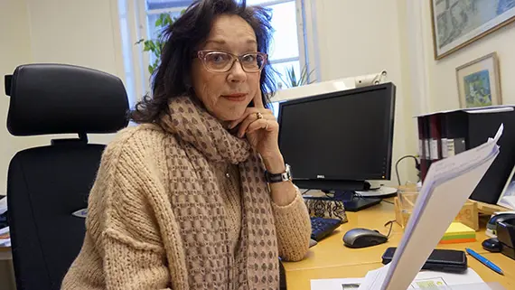 Det uppstår lätt ett vi-och-domtänkande mellan de olika instanserna i vårdkedjan, där man saknar en gemensam kultur, menar Ann-Christin Janlöv, biträdande professor i omvårdnad.
