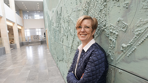 Kommundirektör är ett jobb som innebär utmaningar och ställer stora krav, men också ett jobb som innebär mycket glädje, menar Christel Jönsson.