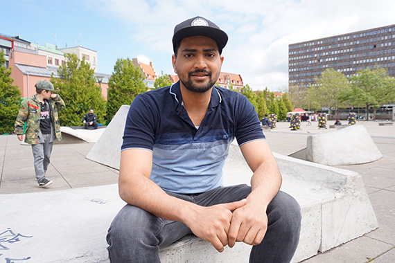 Student Karthikeyan Deenadayalan