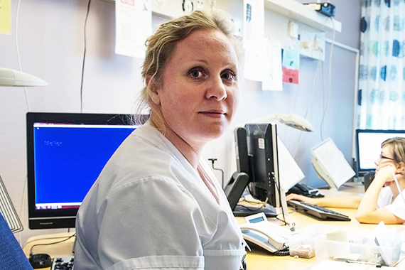 Astrid, sjuksköterska