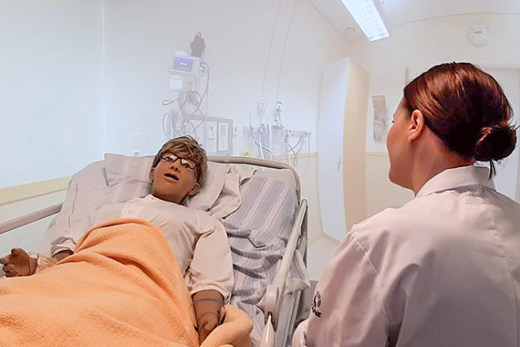 Simulering med H&ouml;gskolan Kristianstads simuleringsdocka.