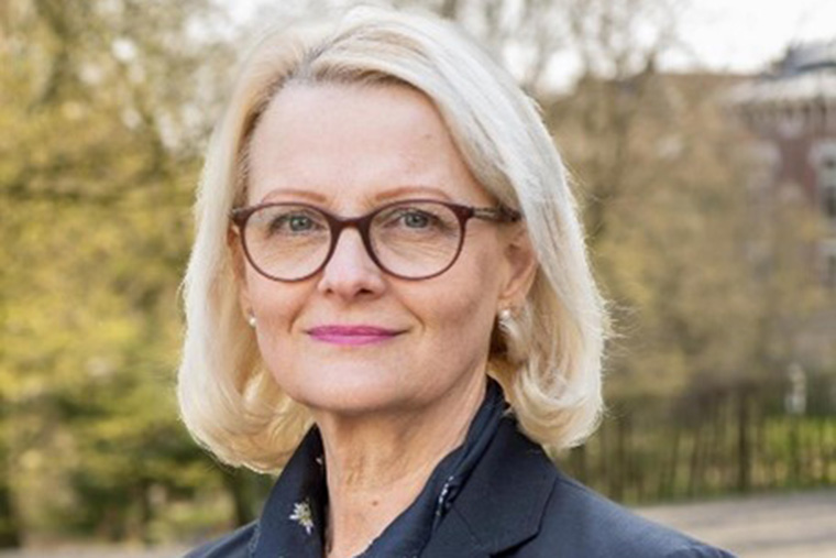 Helene Fritzon r&auml;tt format.jpg